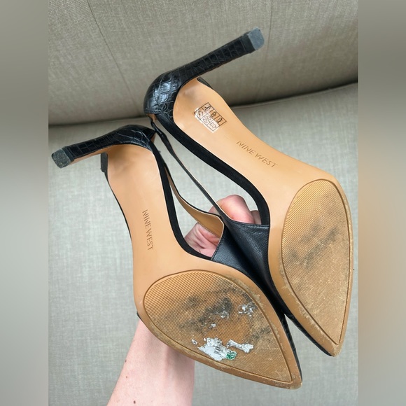 Nine West Black Leather Heels - Picture 5 of 9